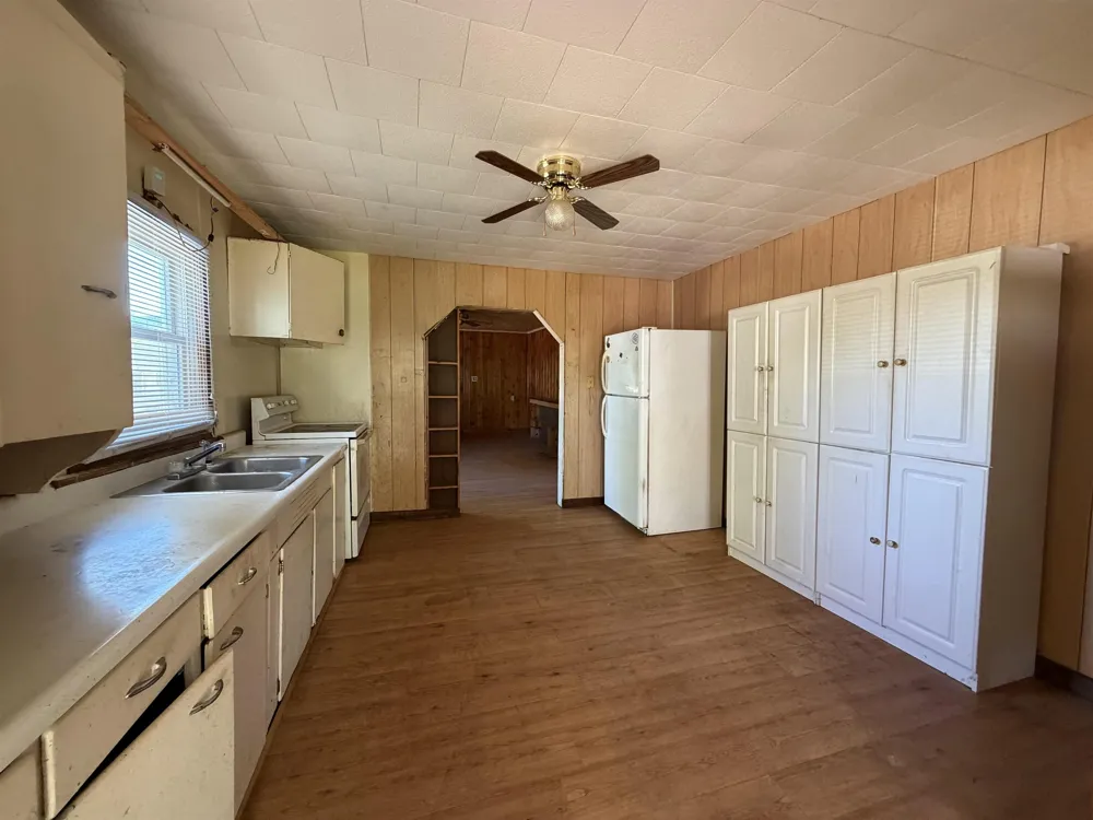 9359 Valley Road, Nw Clearwater Township, MI 49676