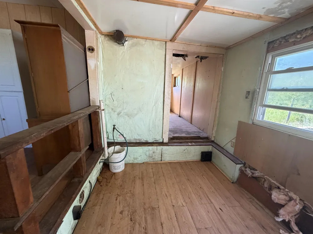 9359 Valley Road, Nw Clearwater Township, MI 49676