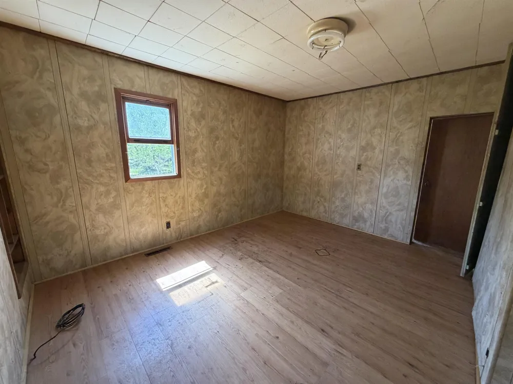 9359 Valley Road, Nw Clearwater Township, MI 49676