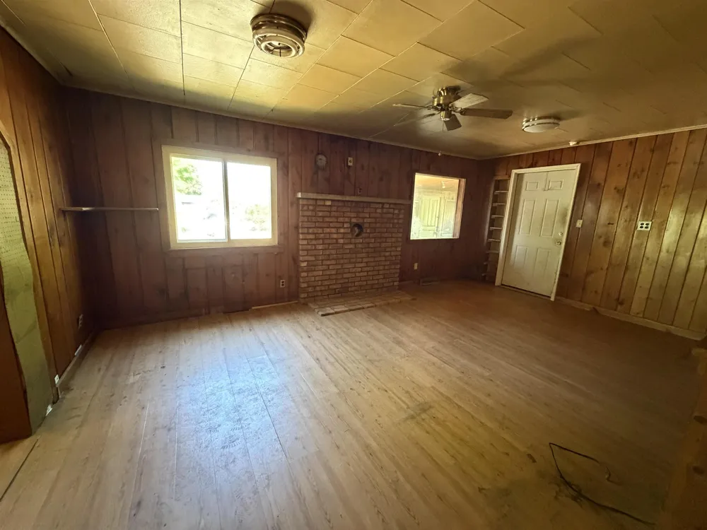 9359 Valley Road, Nw Clearwater Township, MI 49676