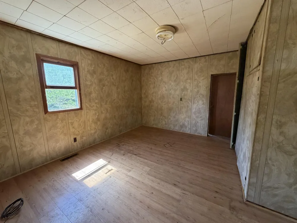 9359 Valley Road, Nw Clearwater Township, MI 49676