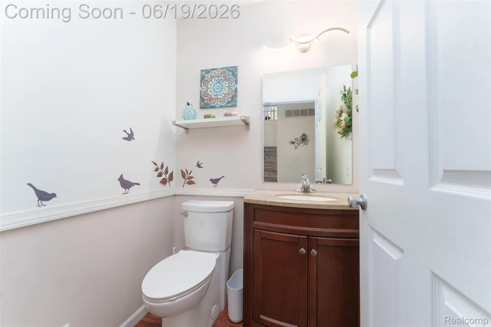 1021 Calpernia Wixom City, MI 48393