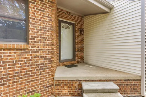 514 Rochelle Court