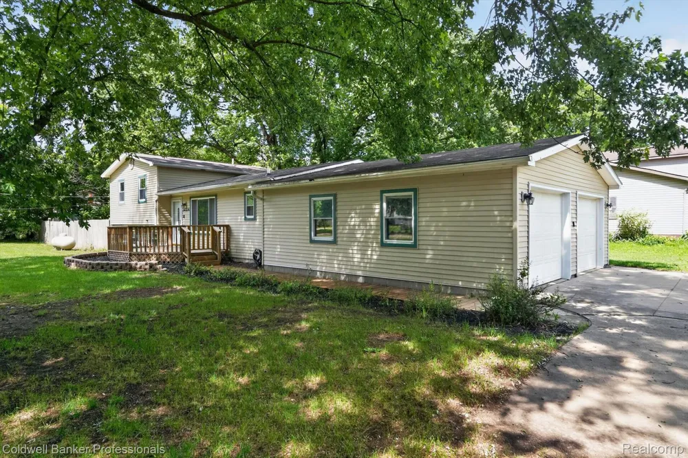 3024 Harold Drive Oregon Township, MI 48421