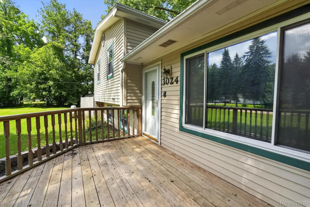 3024 Harold Drive Oregon Township, MI 48421