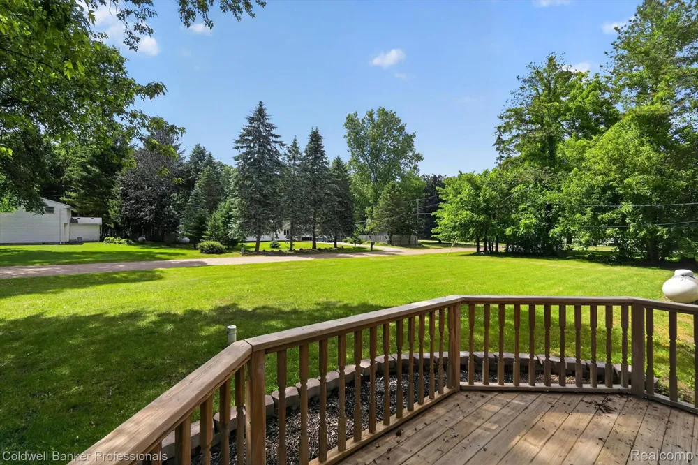 3024 Harold Drive Oregon Township, MI 48421