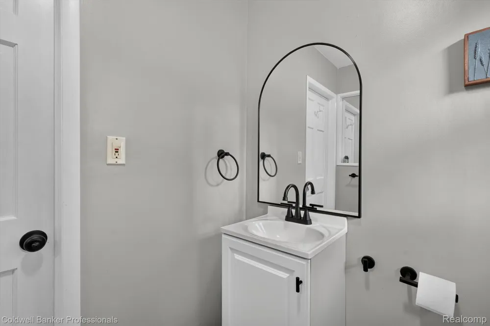 3024 Harold Drive Oregon Township, MI 48421