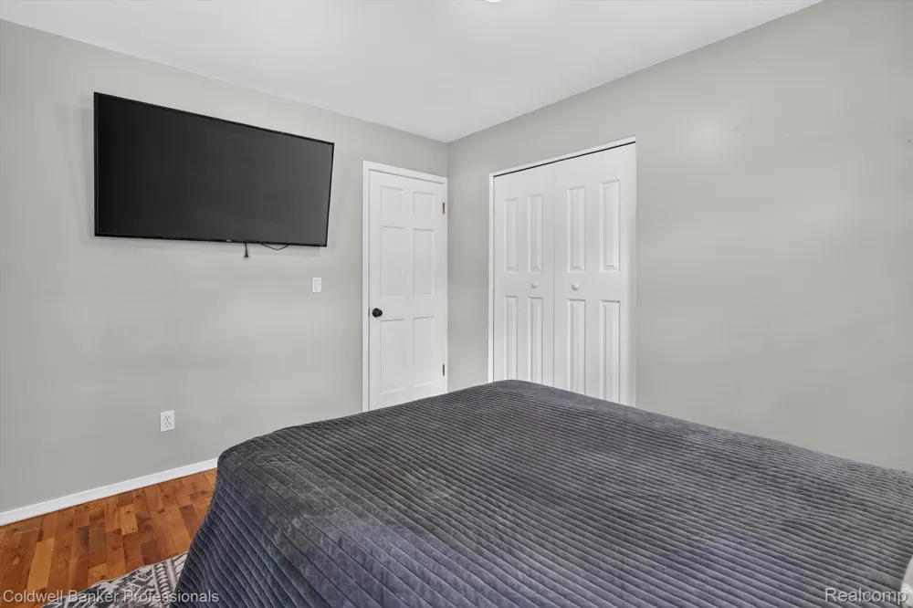 3024 Harold Drive Oregon Township, MI 48421
