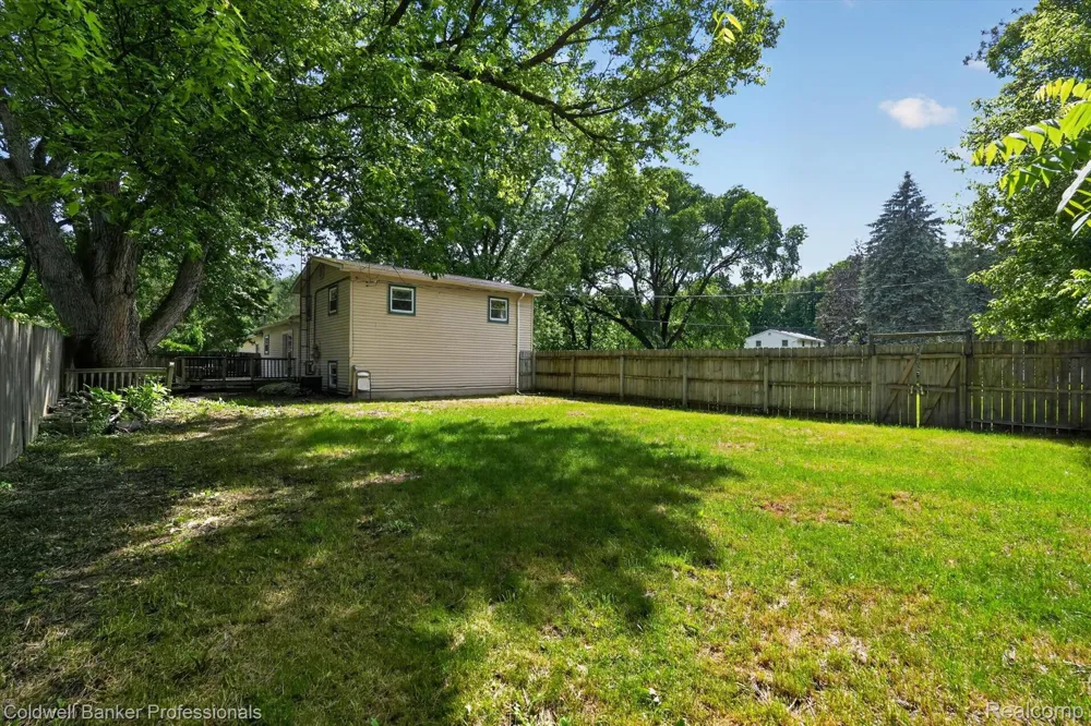 3024 Harold Drive Oregon Township, MI 48421