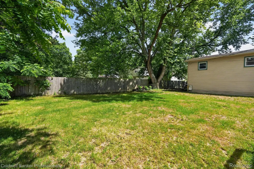 3024 Harold Drive Oregon Township, MI 48421