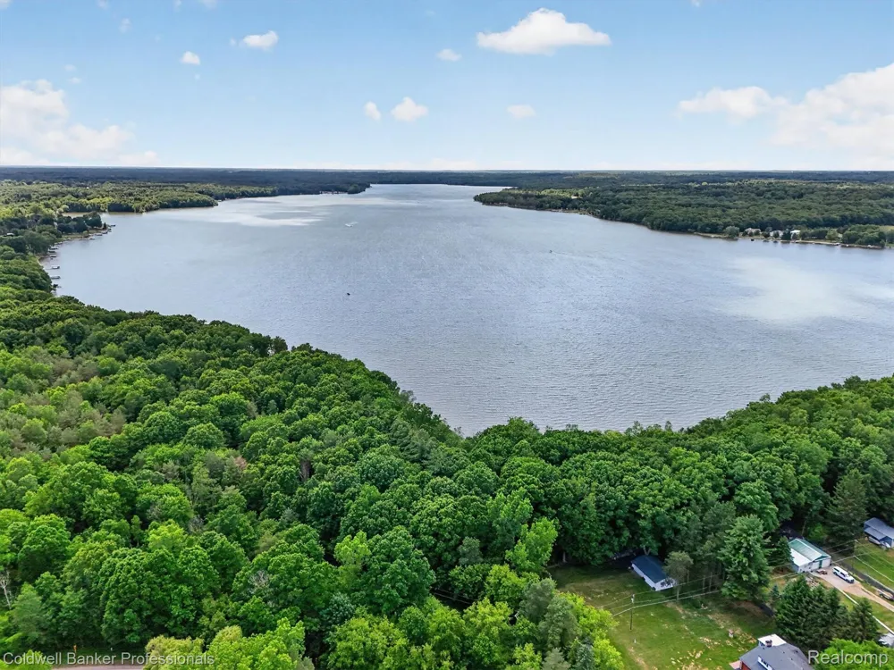 3024 Harold Drive Oregon Township, MI 48421