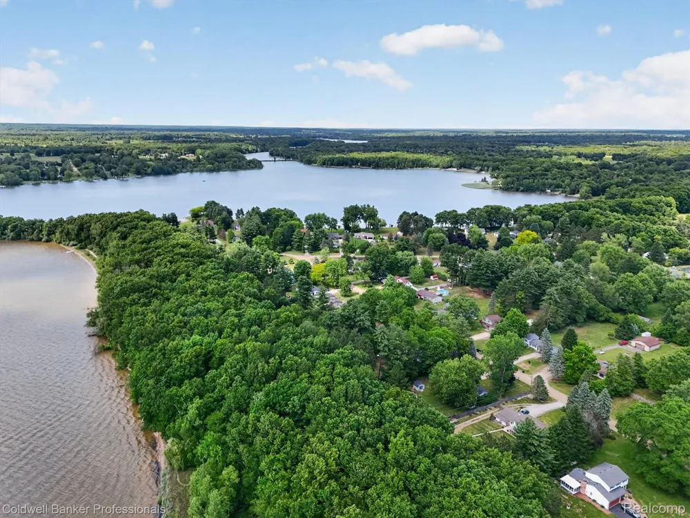 3024 Harold Drive Oregon Township, MI 48421