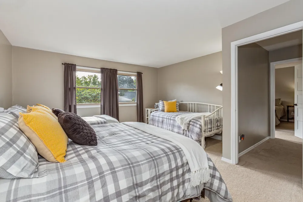 2727 S Lakeshore Drive #C11 St Joseph Charter Township, MI 49085