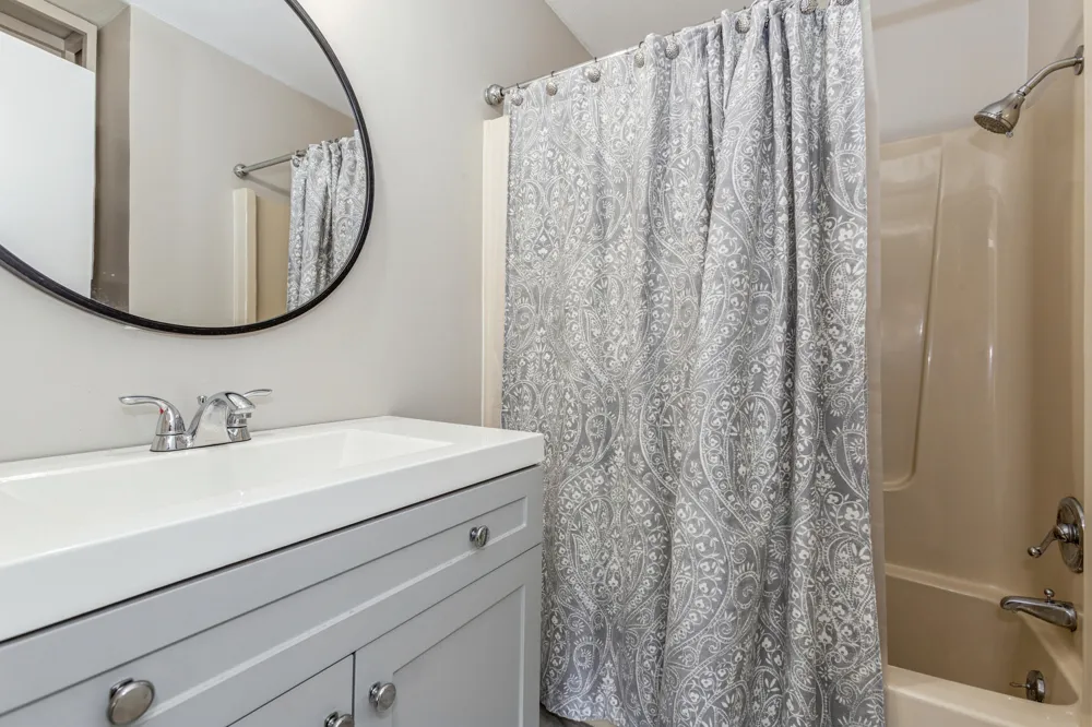 2727 S Lakeshore Drive #C11 St Joseph Charter Township, MI 49085