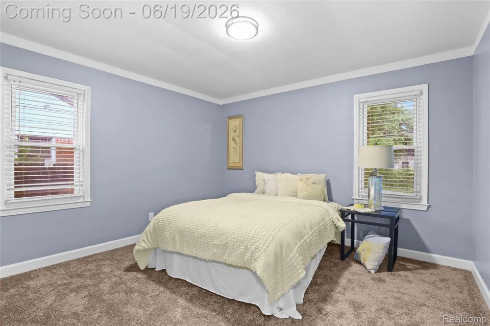 24241 Coolidge Highway Oak Park City, MI 48237