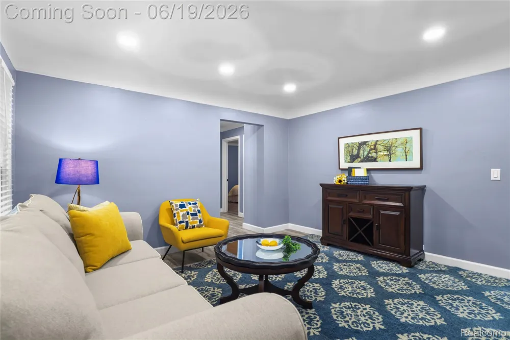 24241 Coolidge Highway Oak Park City, MI 48237