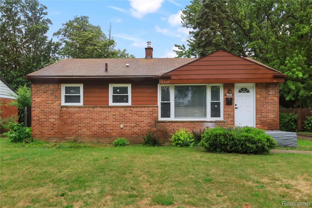 24241 Coolidge Highway Oak Park City, MI 48237