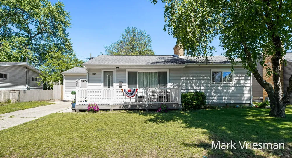 3125 Coolidge Road Roosevelt Park City, MI 49441