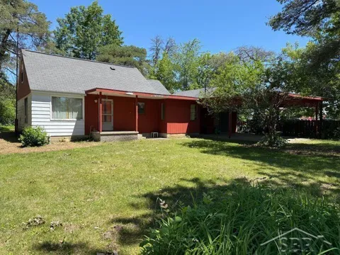 1800 W Shepherd Road