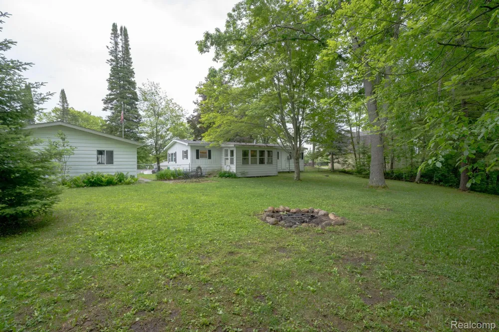 3410 Algonquin Trail Curtis Township, MI 48737