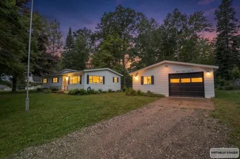 3410 Algonquin Trail