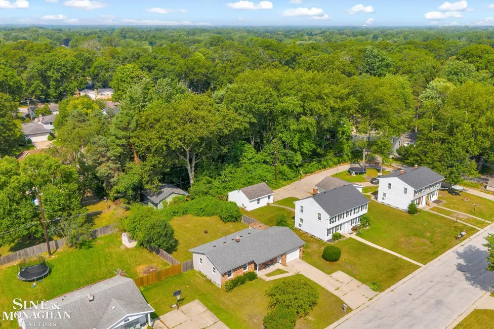 2849 20th Avenue Port Huron City, MI 48060