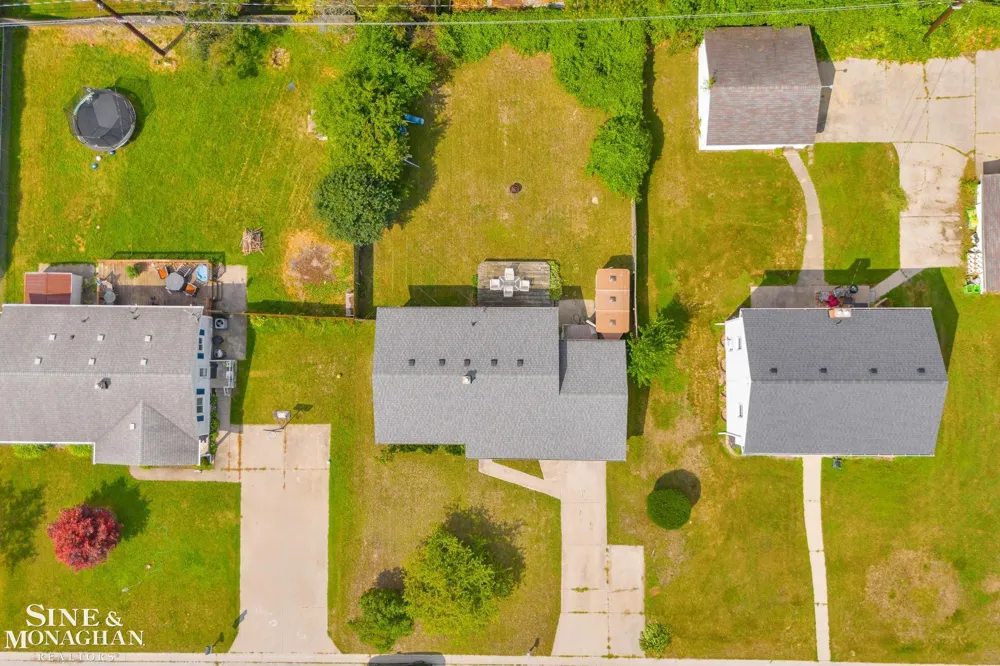2849 20th Avenue Port Huron City, MI 48060