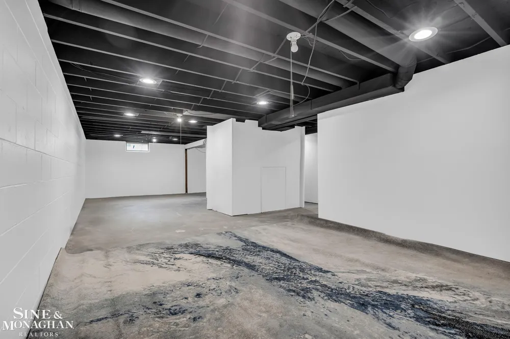 2849 20th Avenue Port Huron City, MI 48060