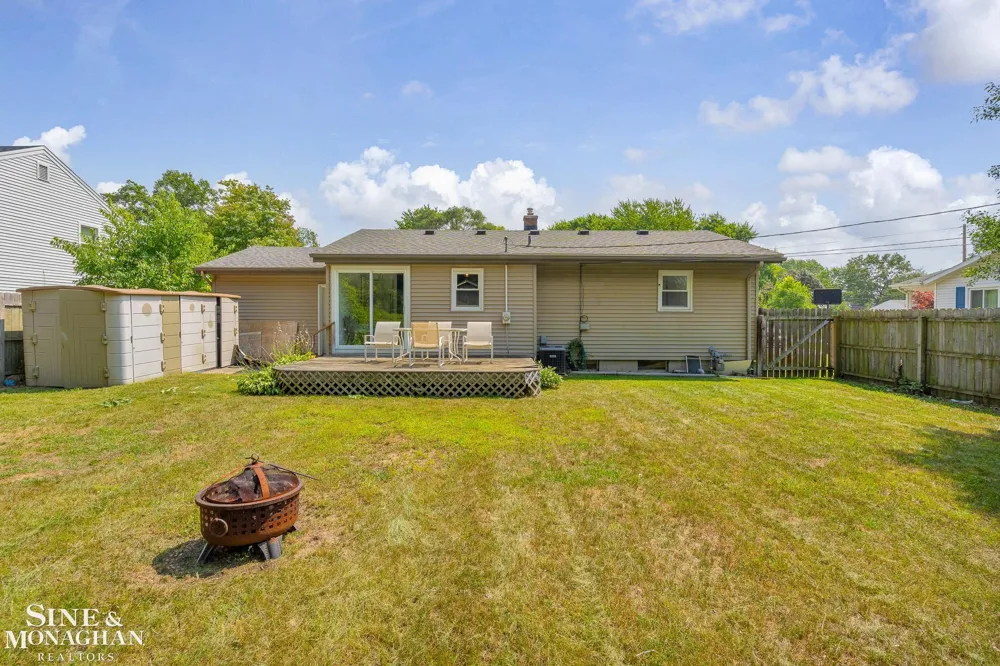 2849 20th Avenue Port Huron City, MI 48060
