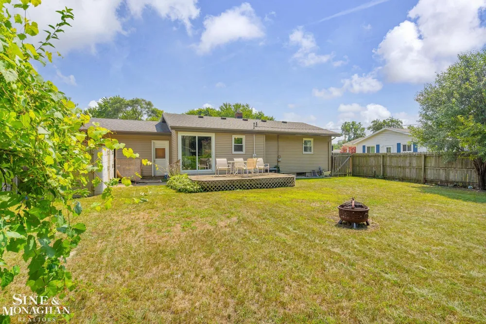 2849 20th Avenue Port Huron City, MI 48060