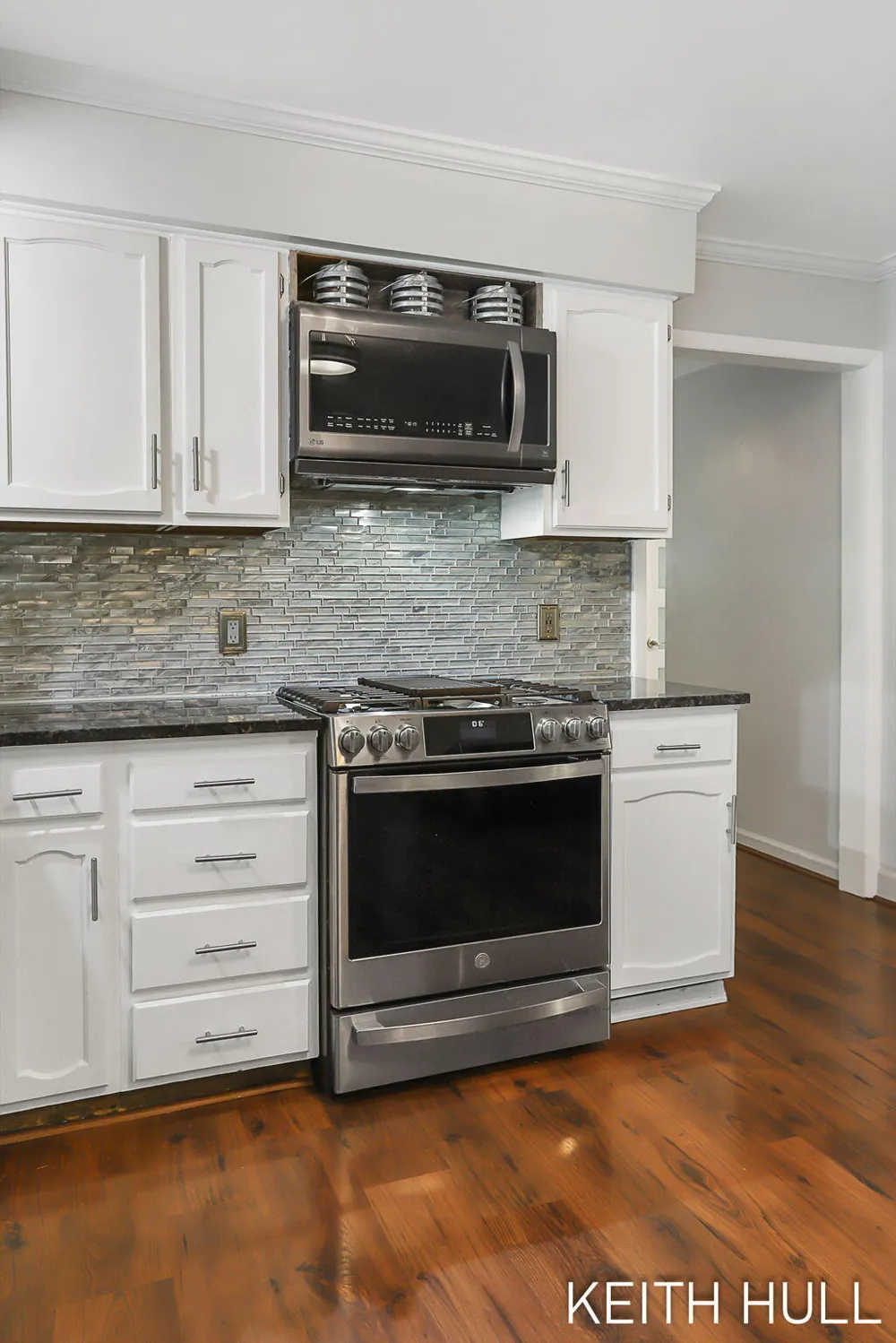 1328 Maplerow Avenue NW Walker City, MI 49534