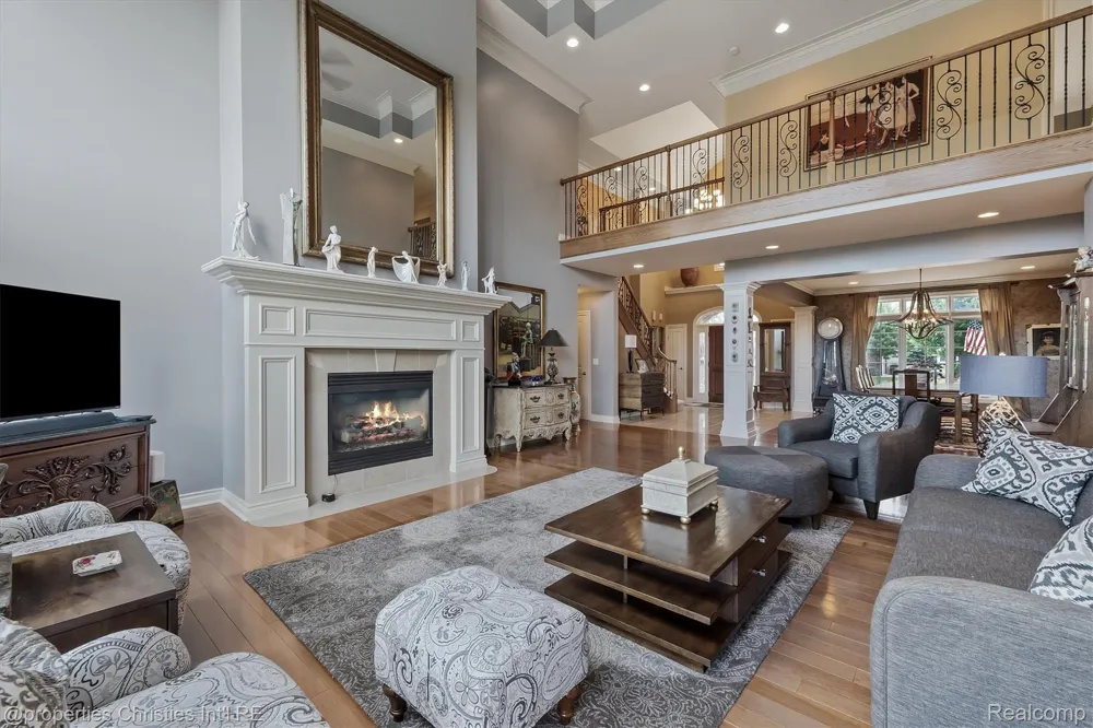 595 Ridge Point Drive Dundee Village, MI 48131