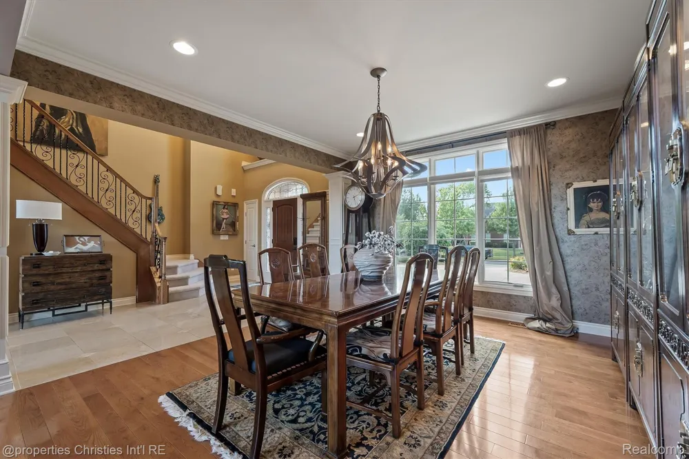 595 Ridge Point Drive Dundee Village, MI 48131