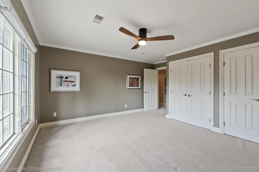 595 Ridge Point Drive Dundee Village, MI 48131