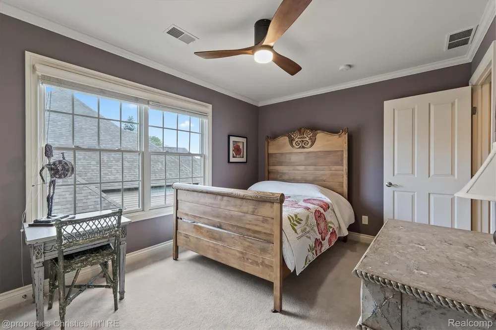 595 Ridge Point Drive Dundee Village, MI 48131