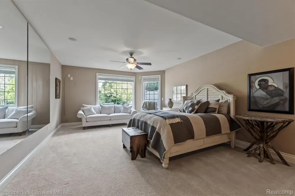 595 Ridge Point Drive Dundee Village, MI 48131