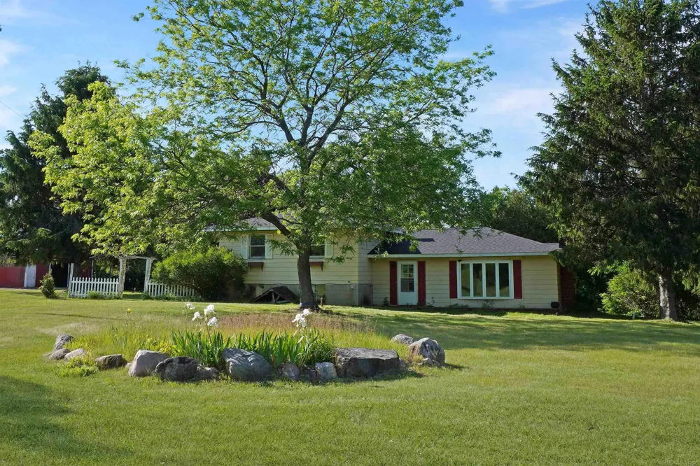 1385 Blacks Corners Road Goodland Township, MI 48444