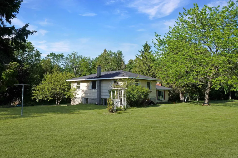 1385 Blacks Corners Road Goodland Township, MI 48444