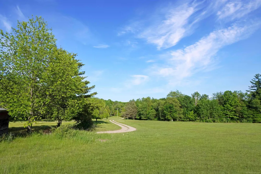 1385 Blacks Corners Road Goodland Township, MI 48444