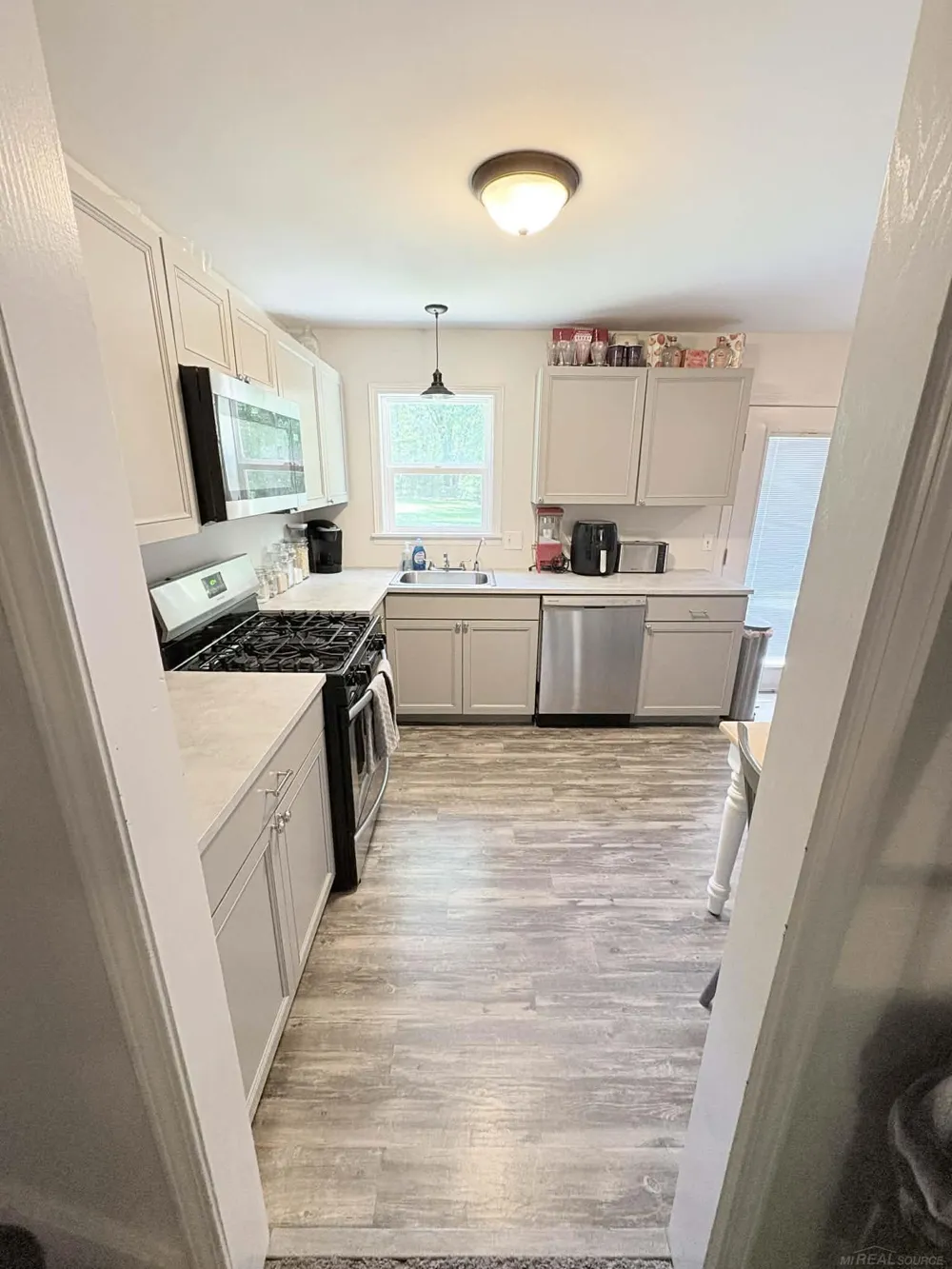 8181 Bray Road Arbela Township, MI 79003