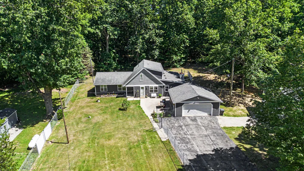 17566 Blue Star Memorial Highway South Haven Charter Township, MI 49090