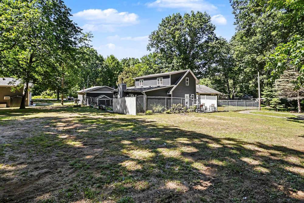17566 Blue Star Memorial Highway South Haven Charter Township, MI 49090