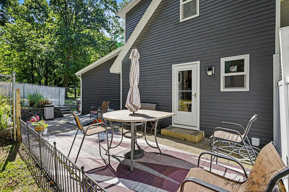 17566 Blue Star Memorial Highway South Haven Charter Township, MI 49090