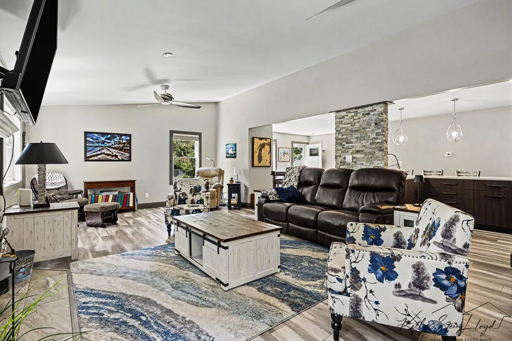 17566 Blue Star Memorial Highway South Haven Charter Township, MI 49090