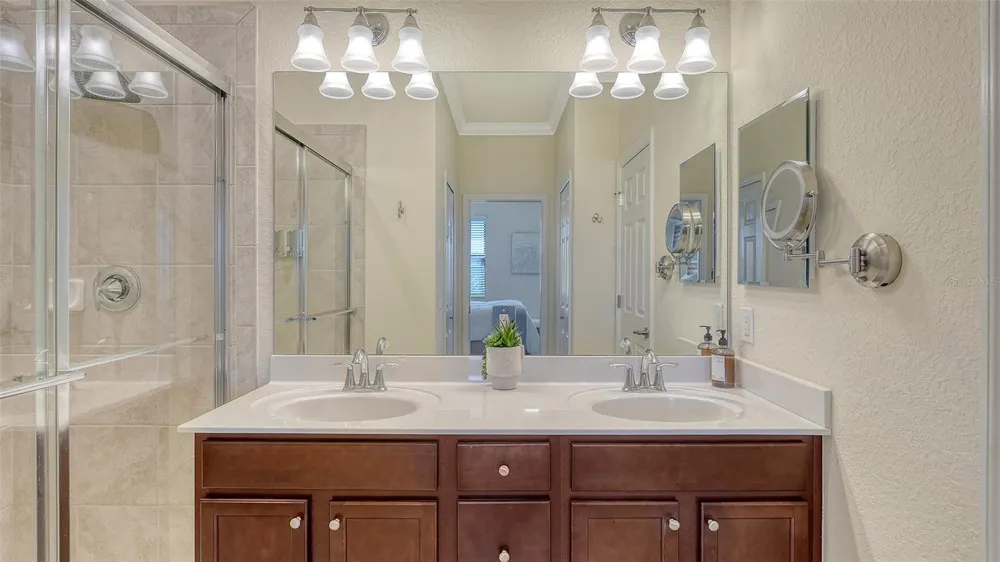 20223 LAGENTE CIRCLE Venice, FL 34293