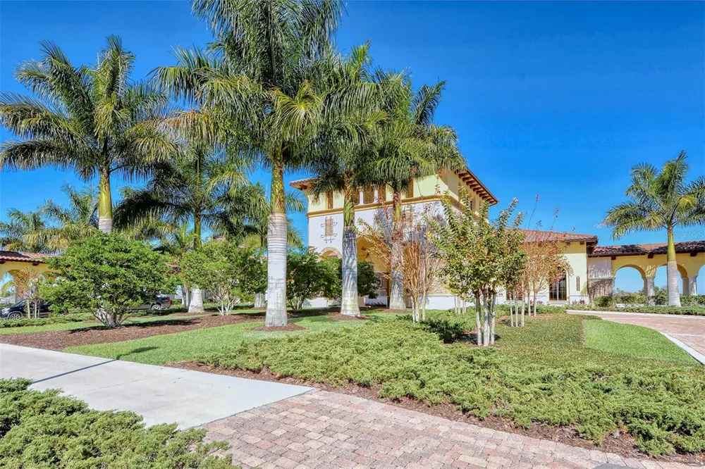 20223 LAGENTE CIRCLE Venice, FL 34293