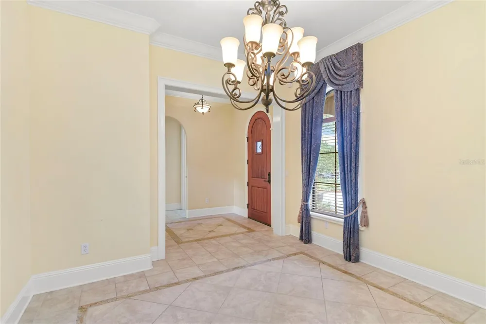 1421 CHAPMAN CIRCLE Winter Park, FL 32789