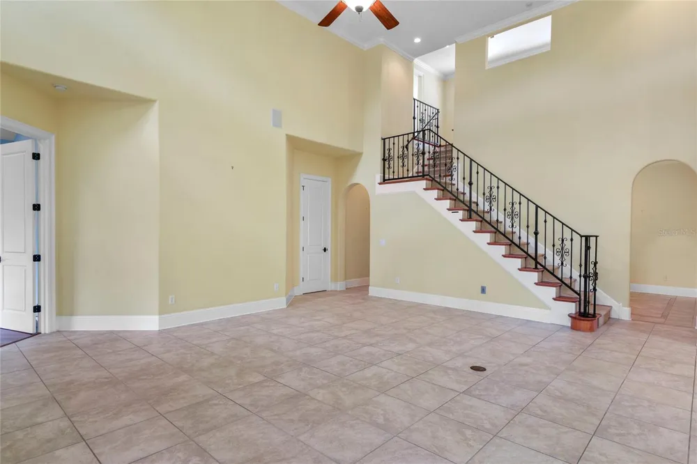 1421 CHAPMAN CIRCLE Winter Park, FL 32789