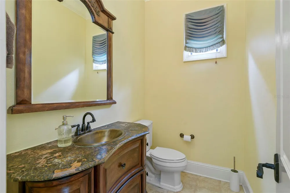 1421 CHAPMAN CIRCLE Winter Park, FL 32789