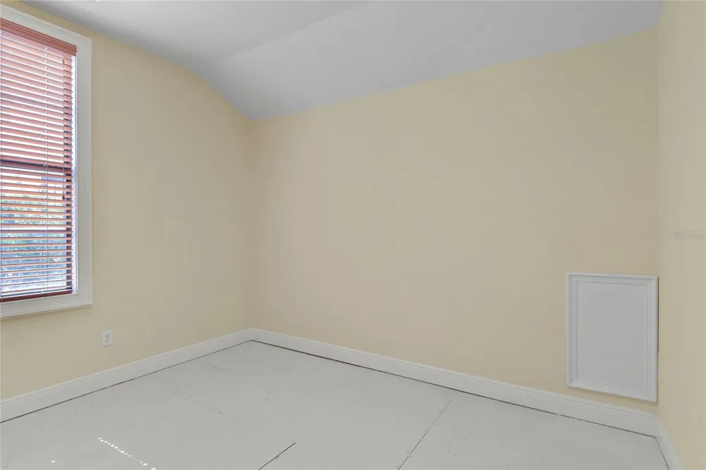 1421 CHAPMAN CIRCLE Winter Park, FL 32789